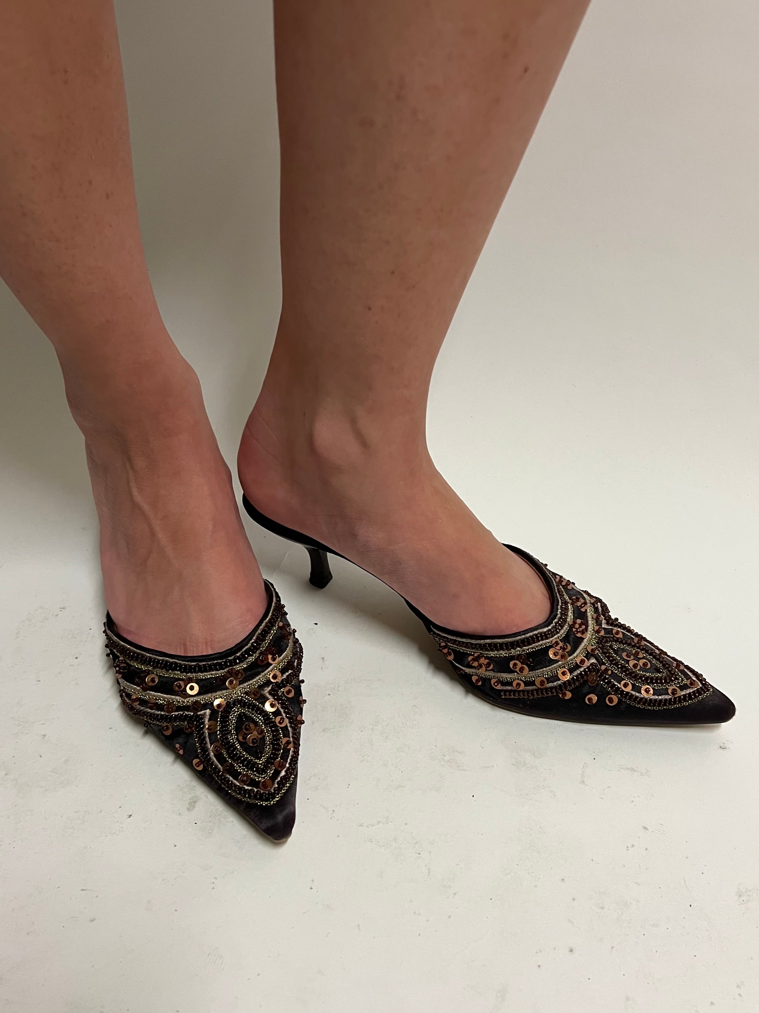 Starlet by Star Jones heels